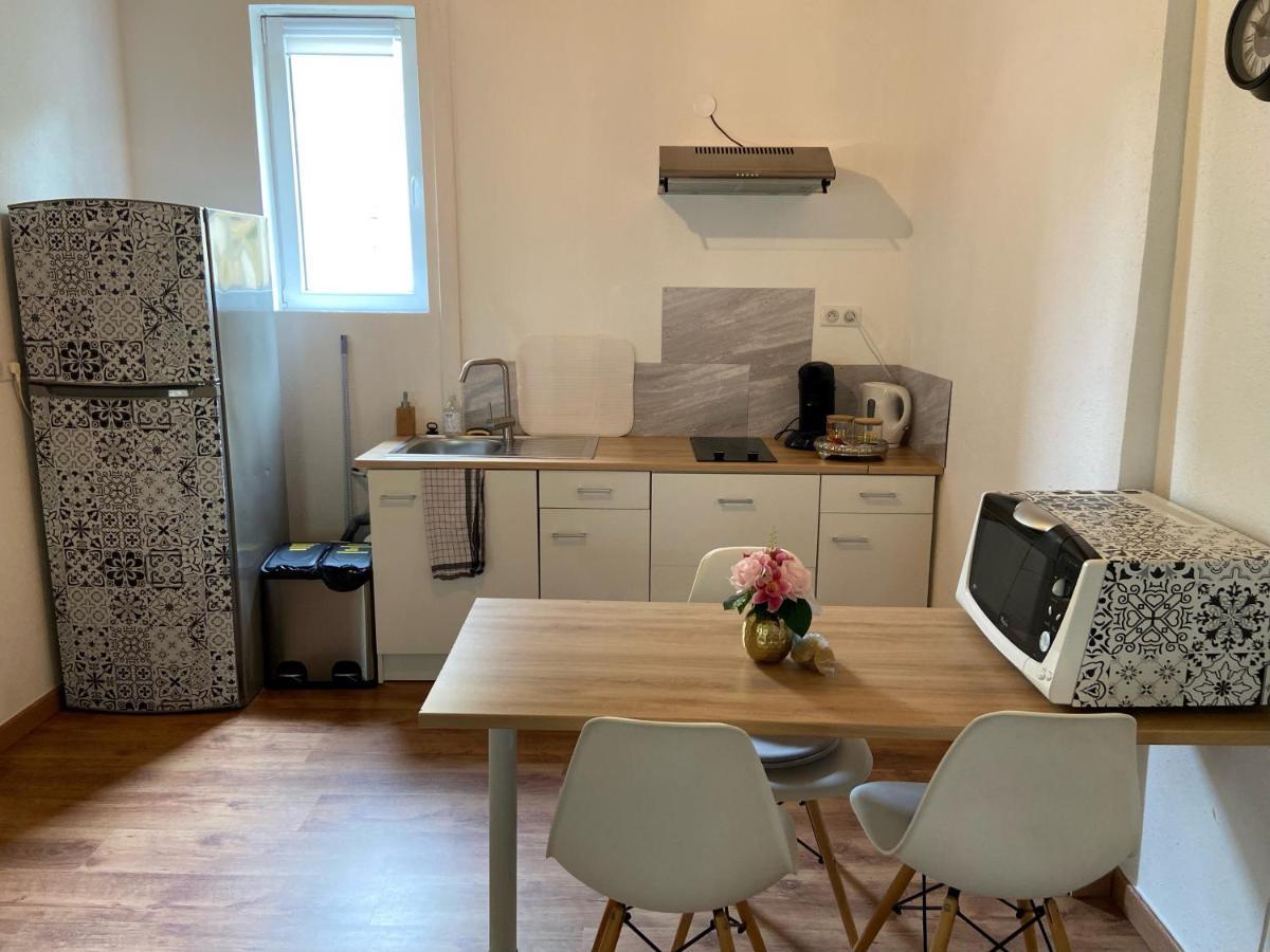 Le Chene: Petit Chalet Cosy Proche De Mulhouse Riedisheim Bagian luar foto